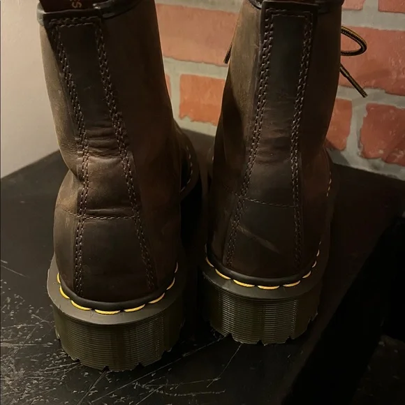 Dr. Martens - Picture 3 of 6